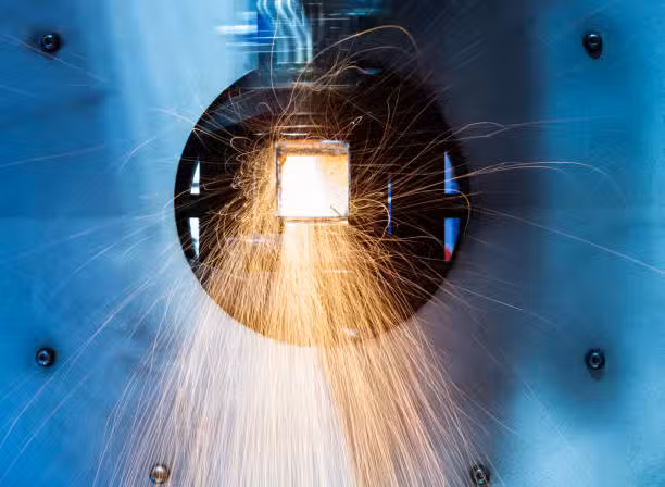 Laser cutting machine