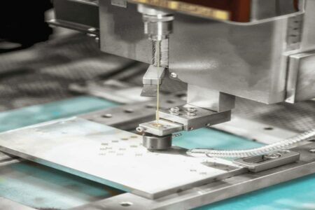 WIRE EDM WITH AUTO THREADING